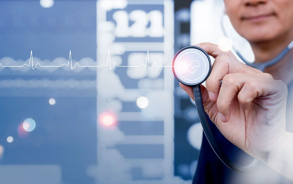 الفحوصات الطبية قبل زراعة الشعر فحص تخطيط القلب الكهربائي (ECG)